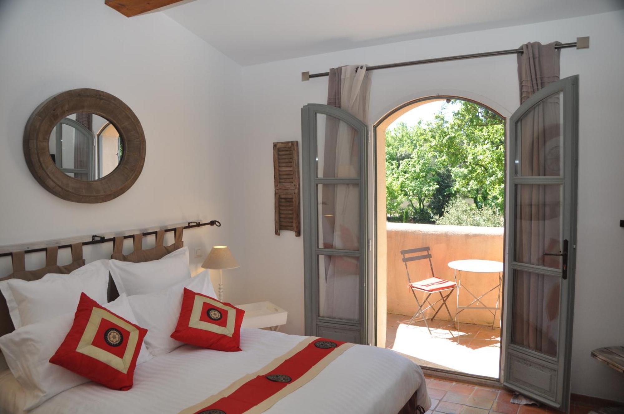 Le Clos Geraldy - Chambres D'Hotes De Charme, Piscine Et Spa Saint-Maximin-la-Sainte-Baume Ngoại thất bức ảnh